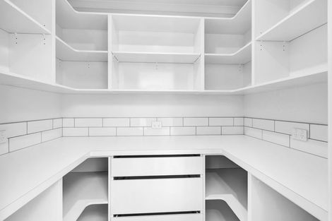 Photo of property in 26 Sycamore Grove, Lower Vogeltown, New Plymouth, 4310