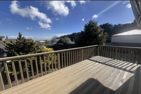 Photo of property in 18 Deodar Place, Totara Heights, Auckland, 2105