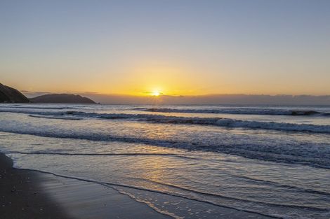 Photo of property in 84 Ames Street, Paekakariki, 5034