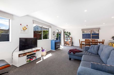 Photo of property in 30 Fairfield Avenue, Fairfield, Lower Hutt, 5011