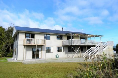 Photo of property in 1111 Ruatapu-ross Road, Totara River, Ross, 7883