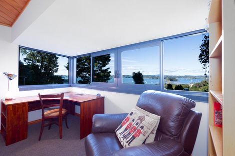 Photo of property in 19 Bayview Road, Paihia, 0200