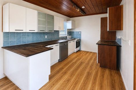 Photo of property in 211 White Road, Hunua, Papakura, 2583
