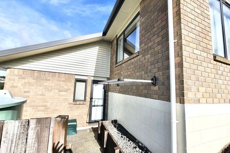 Photo of property in 35 Trotting Terrace, Fairview Heights, Auckland, 0632