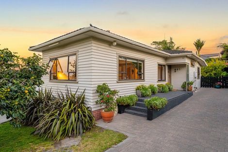 Photo of property in 11 Himikera Avenue, Avondale, Auckland, 1026