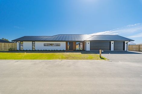 Photo of property in 3 Soho Lane, Papamoa, 3118