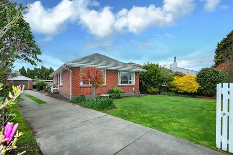Photo of property in 8 Cranbrook Avenue, Burnside, Christchurch, 8053
