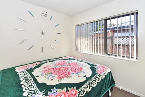 Photo of property in 19 Robertson Road, Favona, Auckland, 2024