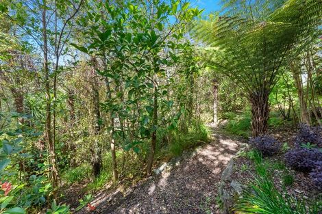 Photo of property in 3/56 Castor Bay Road, Castor Bay, Auckland, 0620
