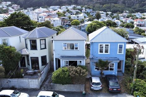 Photo of property in 12 Edge Hill, Mount Victoria, Wellington, 6011