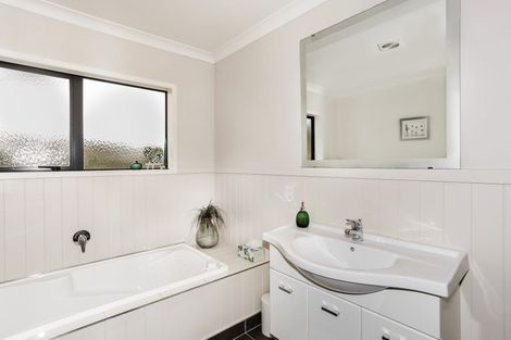 Photo of property in 275h Paparimu Road, Hunua, Papakura, 2583