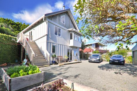 Photo of property in 6 Kendale Drive, Leigh, 0985