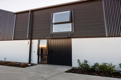 Photo of property in 4/9 Grove Road, Addington, Christchurch, 8024