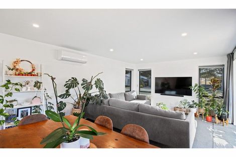 Photo of property in 10 Crossley Avenue, Woodend, 7610