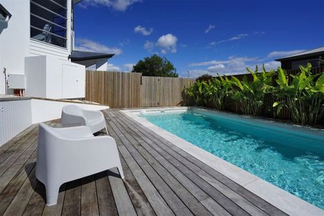 Photo of property in 17 Raddington Way, Huntington, Hamilton, 3210