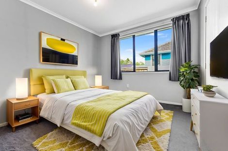 Photo of property in 42 Montgomery Crescent, Bader, Hamilton, 3206