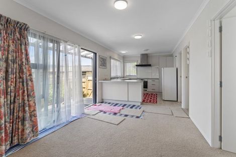 Photo of property in 45b Kirk Street, Otaki, 5512