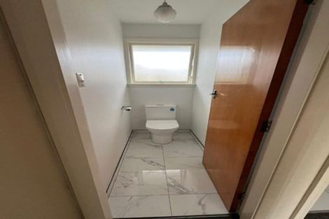 Photo of property in 1/400 Memorial Avenue, Burnside, Christchurch, 8053