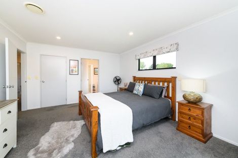 Photo of property in 18 Ursula Drive, Feilding, 4702