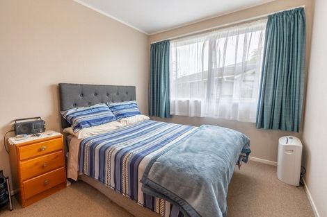 Photo of property in 11 Raglan Street, Mangere East, Auckland, 2024