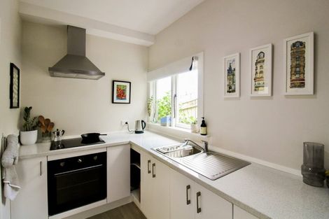 Photo of property in 65 Roseneath Terrace, Roseneath, Wellington, 6011