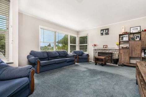 Photo of property in 16 Montmere Avenue, Te Atatu Peninsula, Auckland, 0610