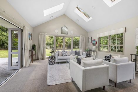 Photo of property in 8 Saint Annes Square, Tawa, Wellington, 5028