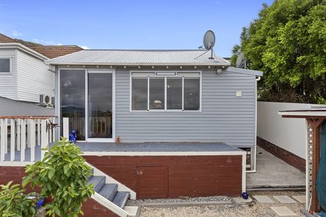 Photo of property in 31 Exeter Street, Lyttelton, 8082
