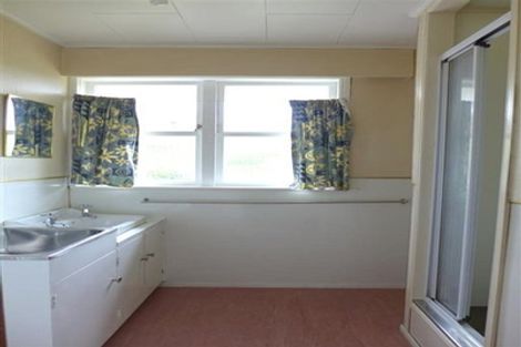 Photo of property in 23 Evans Road, Glen Eden, Auckland, 0602