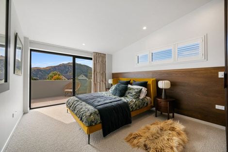 Photo of property in 8b Minaret Ridge, Wanaka, 9305