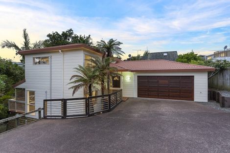 Photo of property in 2/13a Sandspit Road, Cockle Bay, Auckland, 2014