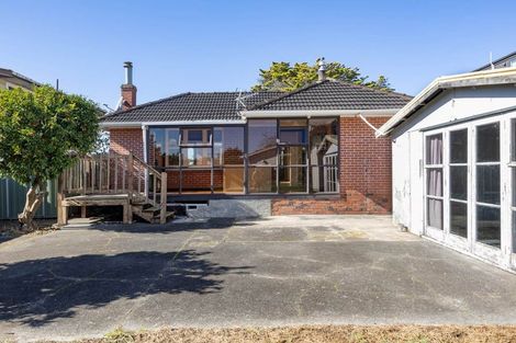 Photo of property in 38 Longburn Road, Henderson, Auckland, 0610