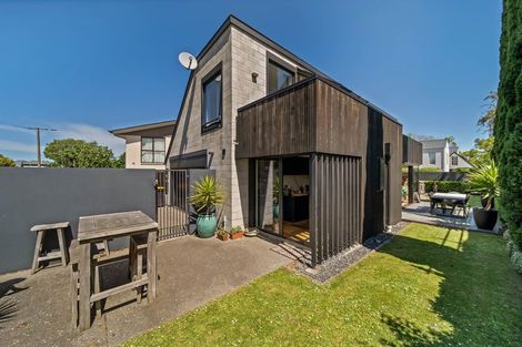 Photo of property in 10 Shrewsbury Street, Merivale, Christchurch, 8014