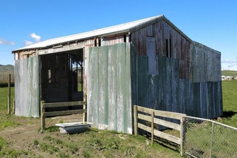 Photo of property in 62 Carter Road, Oratia, Auckland, 0604