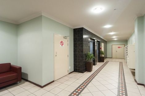 Photo of property in Atrium Apartments, 2r/154 The Terrace, Wellington Central, Wellington, 6011