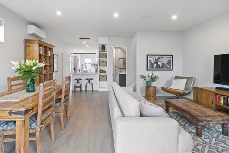 Photo of property in 18 Porowha Road, Westgate, Auckland, 0814