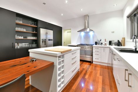 Photo of property in 2 Andre Rise, Stanmore Bay, Whangaparaoa, 0932