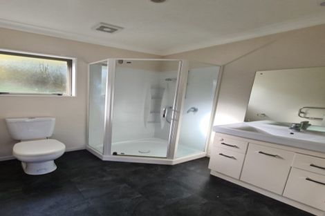 Photo of property in 14 Gifford Grove, Churton Park, Wellington, 6037