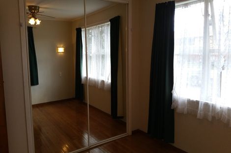 Photo of property in 19a Cutler Street, New Lynn, Auckland, 0600