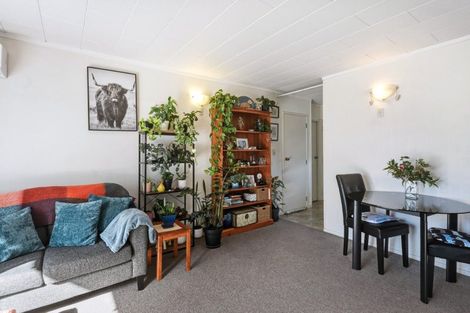 Photo of property in 15a Mountain Road, Western Heights, Rotorua, 3015