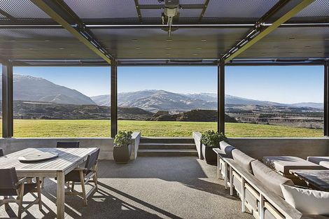 Photo of property in 102 Hall Road, Bannockburn, Cromwell, 9384