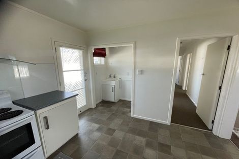 Photo of property in 1/4 Glasgow Street, St Andrews, Hamilton, 3200