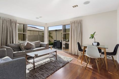 Photo of property in 6 Elderwood Lane, Edgeware, Christchurch, 8013