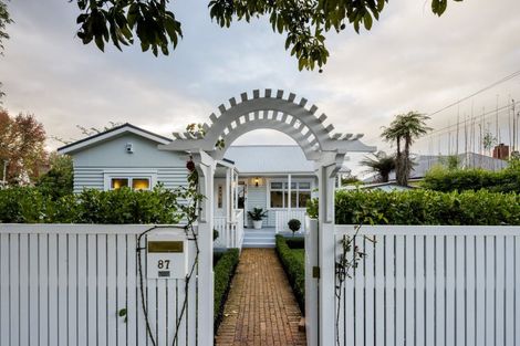 Photo of property in 87 Cook Street, Hamilton East, Hamilton, 3216