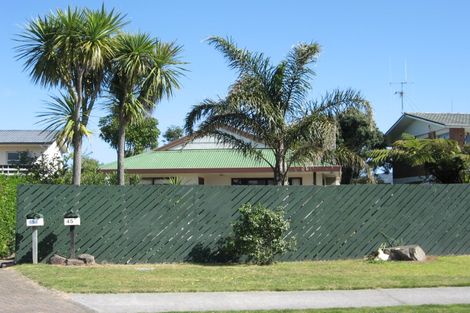 Photo of property in 45b Percy Road, Papamoa Beach, Papamoa, 3118