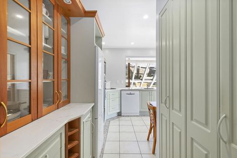 Photo of property in 66 Taylor Terrace, Tawa, Wellington, 5028