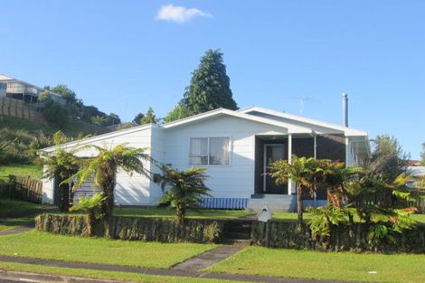 Photo of property in 2 Pei Te Hurinui Drive, Taumarunui, 3920