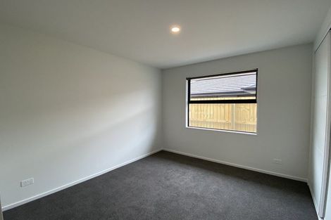 Photo of property in 23 Bill Hammond Drive, Belfast, 8051