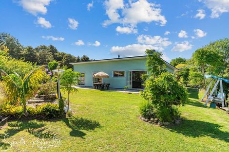 Photo of property in 37 Willow Lane, Maungaturoto, 0588