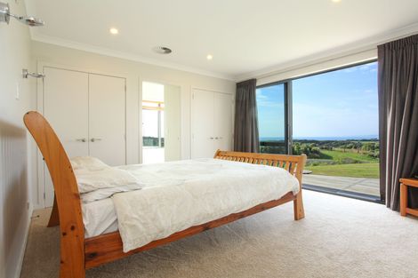 Photo of property in 65 Te Ahiawa Road, Raglan, 3297